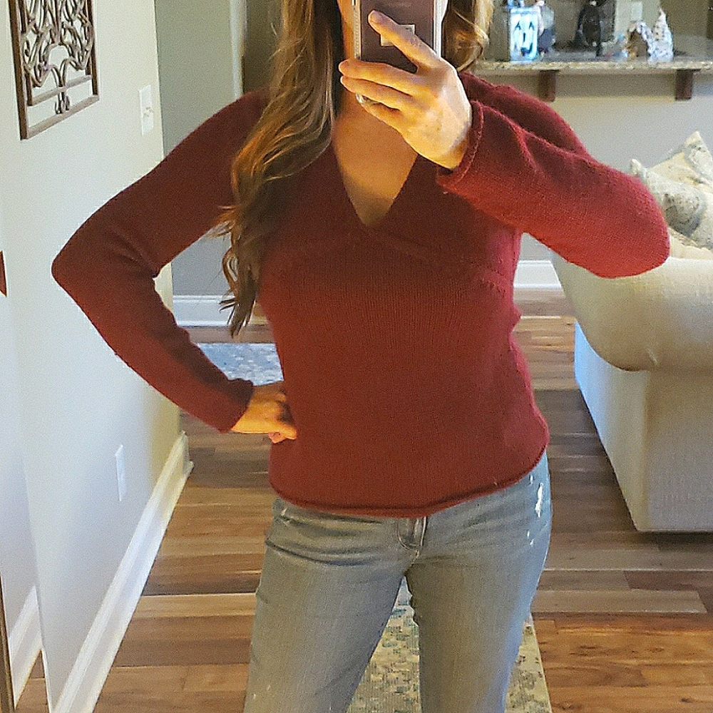 VS Burgundy sweater